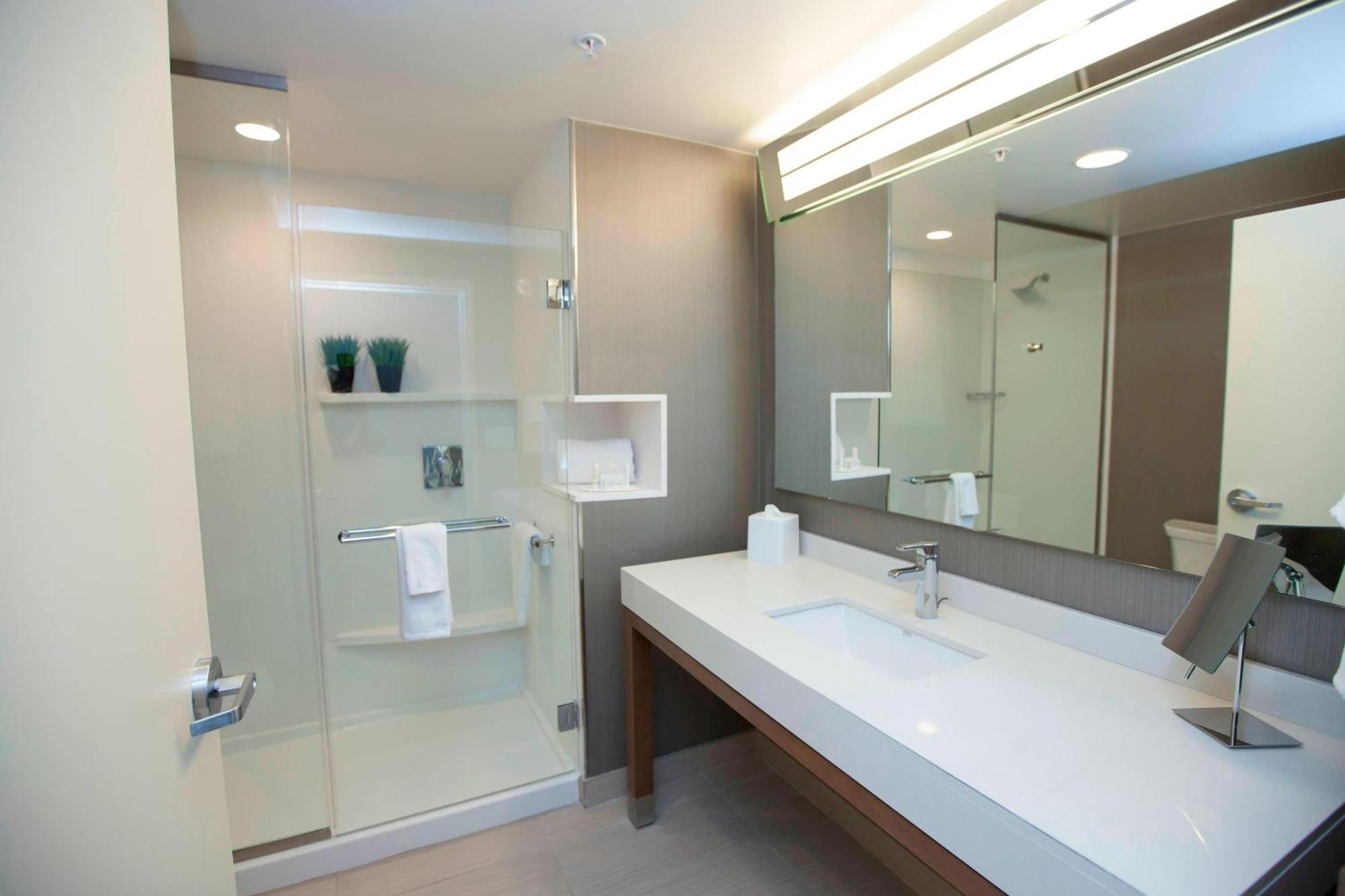 Courtyard By Marriott Houston City Place Spring Exterior foto